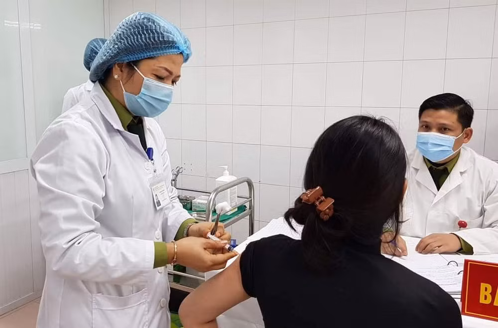 Hải Dương sẽ chia làm 2 đợt tiêm vắc xin Covid-19, bắt đầu từ 11/3. Ảnh: TL