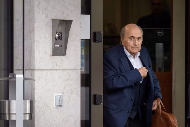 Cựu Chủ tịch FIFA Sepp Blatter tiếp tục nhận thêm án cấm. Ảnh: internet