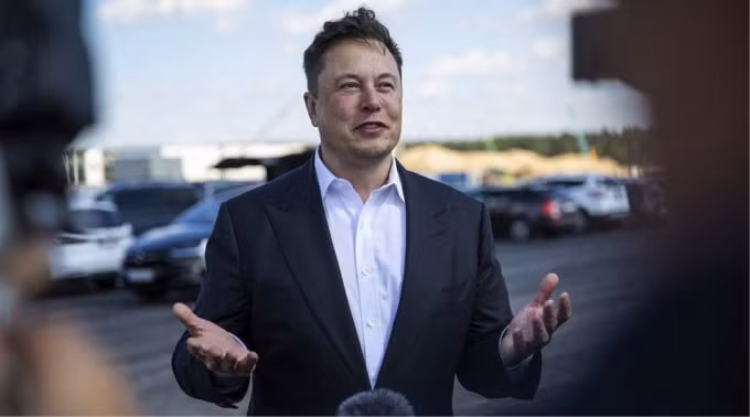 Tỷ phú Elon Musk trả lời phỏng vấn. Ảnh: Getty