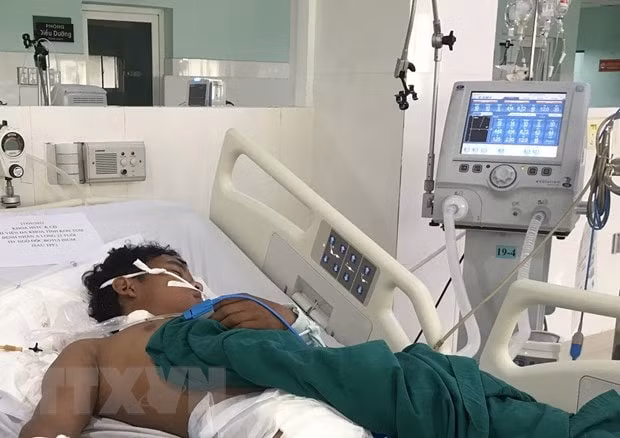 Kon Tum có 4 người suy hô hấp phải nhập viện nghi do ngộ độc thực phẩm. Ảnh: TTXVN