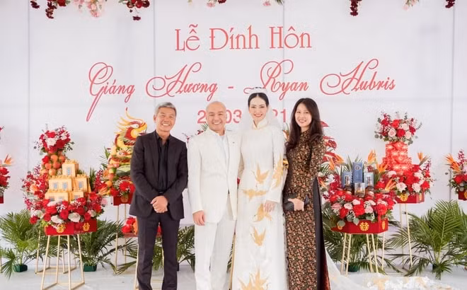 Top 7 Vietnam's Next Top Model mùa đầu tiên lên xe hoa cùng cựu giám đốc sản xuất chương trình