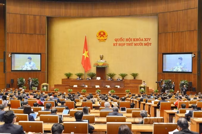 Cử tri đánh giá cao hoạt động chất vấn, tranh luận tại Quốc hội khóa XIV. Ảnh: Toàn cảnh phiên họp.