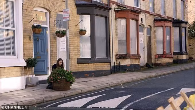 Dãy nhà 1 bảng tại Liverpool. (Ảnh: Channel 4)