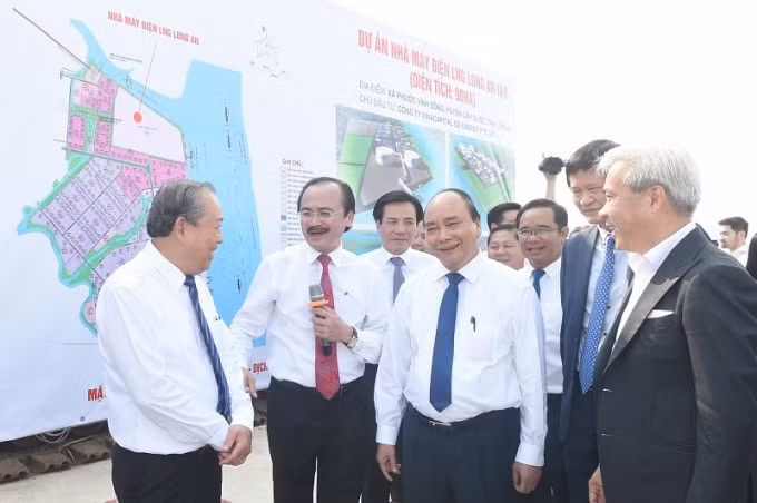 Địa điểm xây dựng dự kiến: Ấp Đông Bình, xã Phước Vĩnh Đông, huyện Cần Giuộc, tỉnh Long An. Diện tích sử dụng đất: khoảng 156,14ha, có xem xét đến khả năng mở rộng thêm 02 nhà máy nữa trong tương lai.