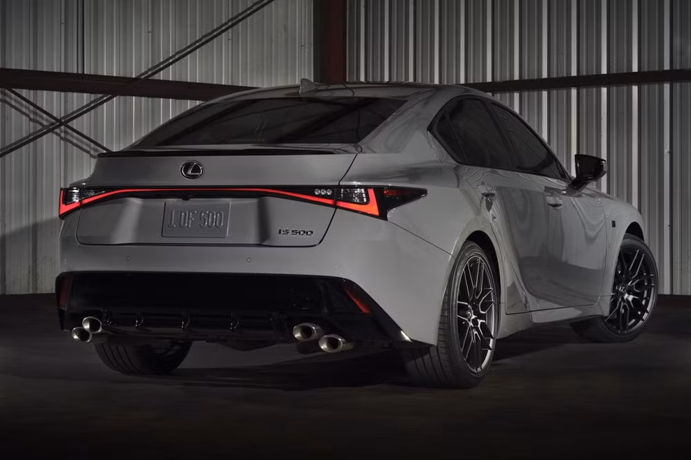 Lexus IS 500 F Sport Performance Launch Edition được sản xuất giới hạn 500 chiếc. Ảnh: Lexus