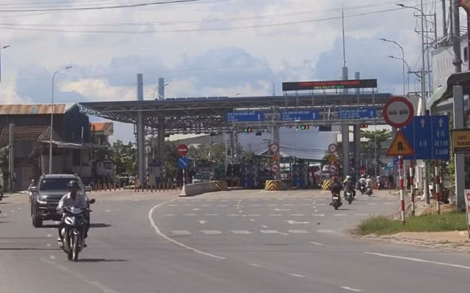 Thực hiện công tác bảo trì, bảo đảm an toàn giao thông các tuyến đường được đầu tư theo hình thức BOT trong thời gian dừng thu phí. Ảnh minh họa