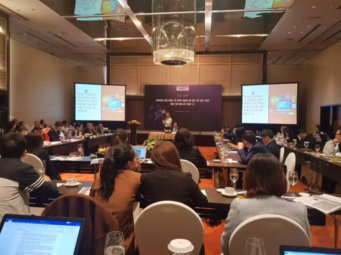 Toàn cảnh buổi Toạ đàm do VCCI phối hợp với Bộ Công Thương tổ chức. Ảnh KL