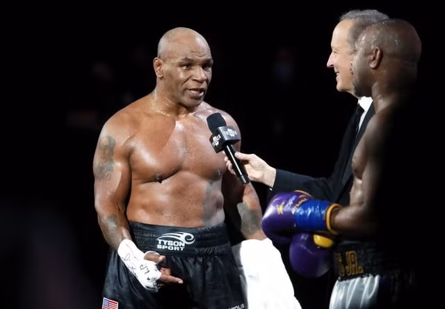 Tay đấm huyền thoại Mike Tyson sẽ thượng đài trở lại vào tháng 5 tới, nhưng chưa rõ đối thủ là ai. Ảnh: internet