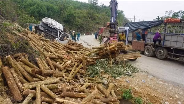 Hiện trường vụ tai nạn. Ảnh: TTXVN