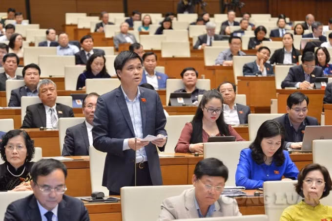 Đại biểu Ngọ Duy Hiểu, đoàn TP Hà Nội.