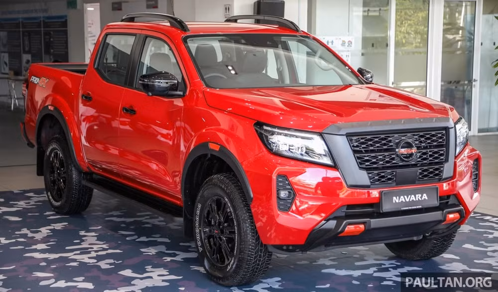 Xe bán tải Nissan Navara PRO-4X. Ảnh: Paultan