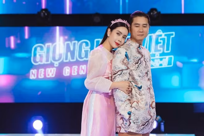 Cuộc hôn nhân của cặp đôi “Giang - Hồ” trải qua hơn mười năm với không ít thăng trầm.
