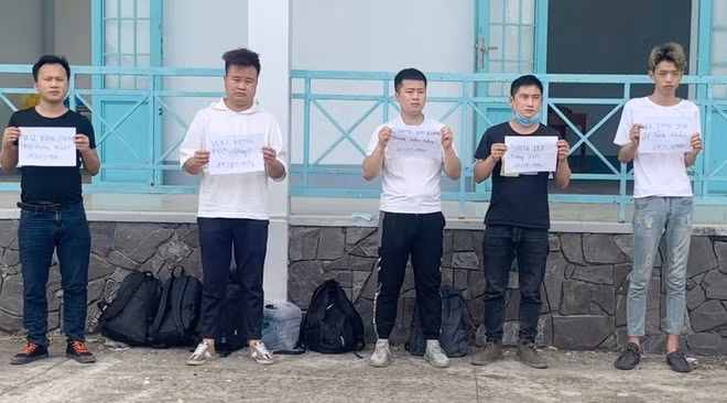 5 người Trung Quốc nhập cảnh trái phép. Ảnh: Zingnews.vn