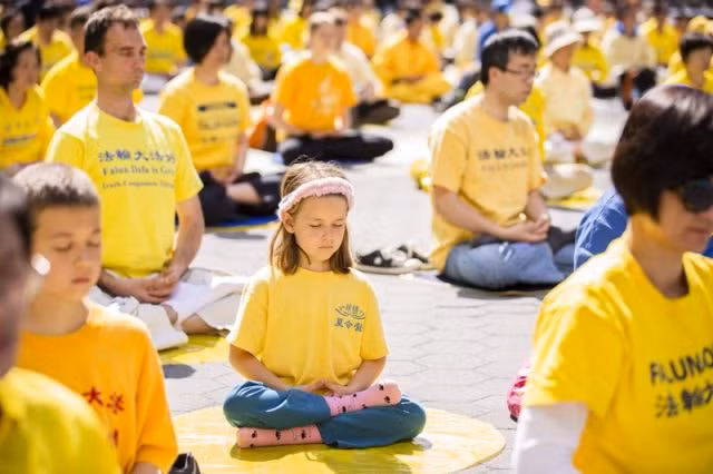 Yoga đem đến sức khỏe và lợi ích cho những người theo tập.