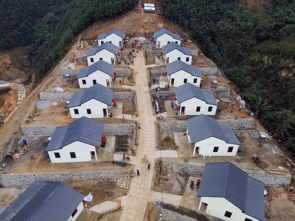 khanh thanh khu tai dinh cu thon lang nu kho vang va nam tong hinh 6