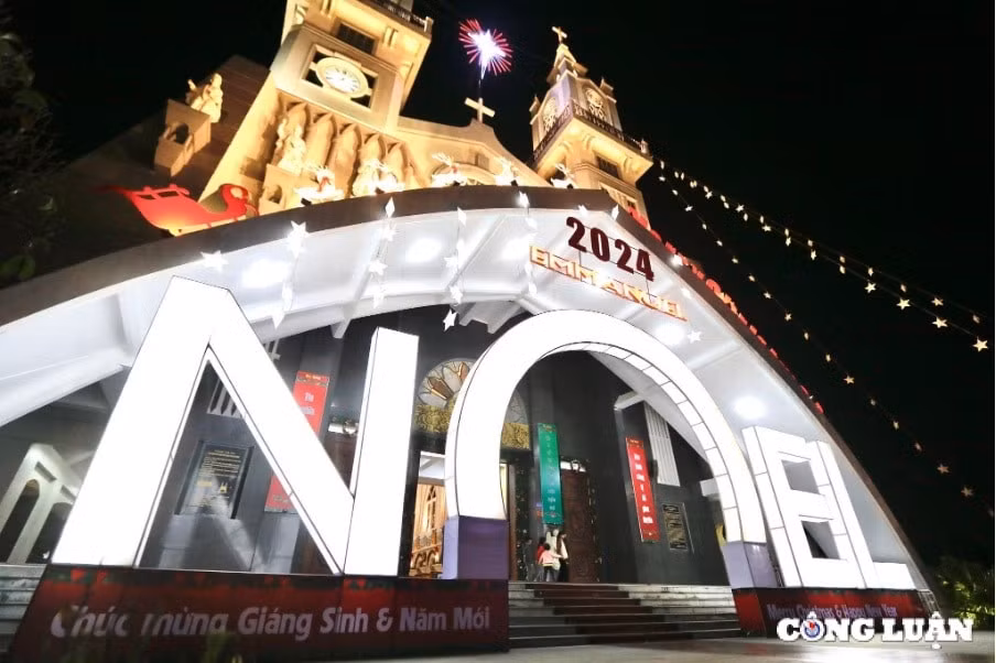 thai binh khong khi giang sinh tran ngap duong pho hinh 4