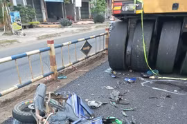 Gia Lai: Tông vào xe lu dừng giữa Quốc lộ 19, thanh niên tử vong thương tâm