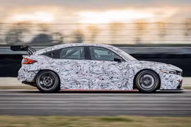 Honda Civic Type R phiên bản đường đua lộ diện