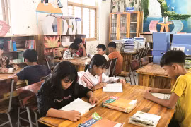 Tiêu điểm: Mua SGK cho học sinh mượn - Đảm bảo rõ ràng, công khai, không để xảy ra tiêu cực và lãng phí