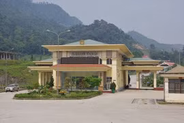Bắt Chi cục trưởng Chi cục Hải quan cửa khẩu quốc tế Nậm Cắn về tội "Nhận hối lộ"