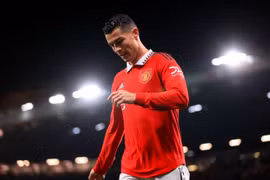 Ronaldo nói gì khi bị gạch tên hỏi đội 1 của Man Utd?
