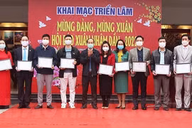 Hải Dương khai mạc triển lãm mừng Đảng, mừng xuân và Hội báo xuân Nhâm Dần 2022