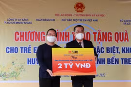 SHB hỗ trợ hộ nghèo, gia đình chính sách khó khăn và trẻ em có hoàn cảnh đặc biệt tại tỉnh Bến Tre