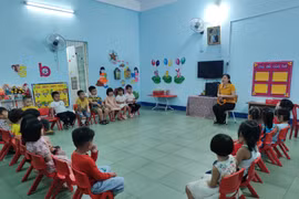 Gia Lai: Quyết định cho tạm thu để giải quyết vấn đề "nóng" về bán trú cho học sinh