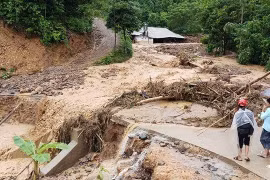 Chín người tử vong do mưa lũ, sét đánh và sạt lở đất trong tuần qua