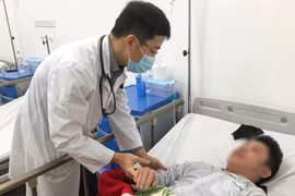 Tiêu điểm: Cảnh báo đột quỵ ngày càng trẻ hoá