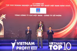 PV GAS nhận các danh hiệu doanh nghiệp xuất sắc năm 2022