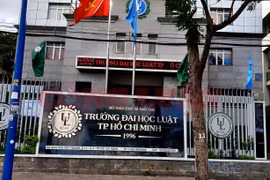 Đại học Luật TP. HCM chính thức công bố điểm chuẩn năm 2022