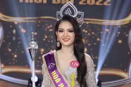 Nữ sinh 18 tuổi quê Nghệ An đăng quang Miss Viet Nam Era 2022