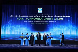 Phân bón Cà Mau tự hào với Thương hiệu quốc gia lần thứ 5 liên tiếp