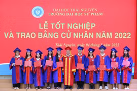 Không tổ chức đào tạo từ xa hệ cử nhân sư phạm, sức khỏe: Có đi ngược với xu thế tiến bộ!?