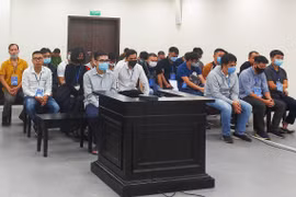 "Quái nữ" cầm đầu đường dây đánh bạc lĩnh án 8 năm tù