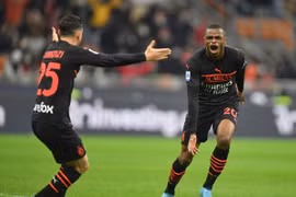 Juventus và AC Milan cùng thắng, cuộc đua vô địch Serie A trở lại nóng bỏng