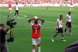 FIFA đồng ý thử nghiệm đá biên thay cho ném biên
