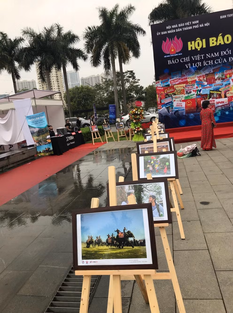 Quang cảnh triễn lãm