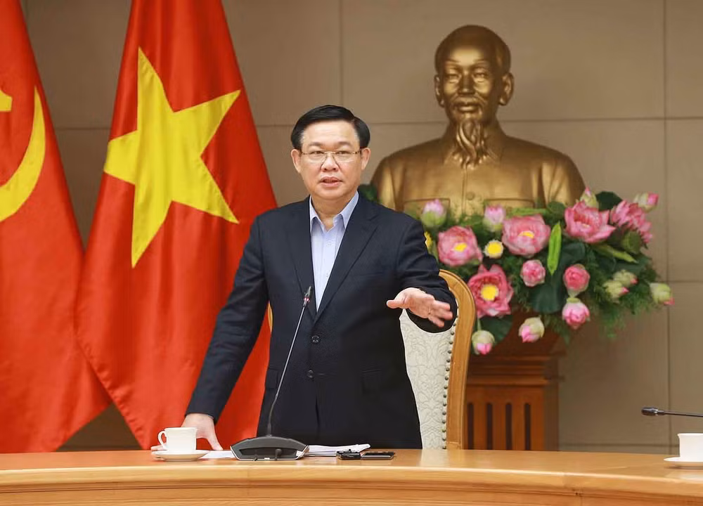 Phó Thủ tướng Vương Đình Huệ phát biểu chỉ đạo tại Hội nghị. Ảnh: VGP