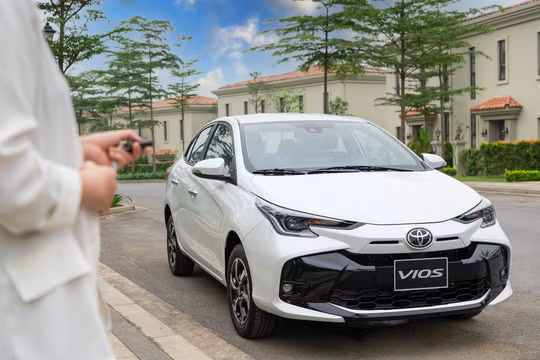 Toyota Việt Nam giảm giá, ưu đãi đến 75 triệu đồng cho loạt mẫu xe bán chạy