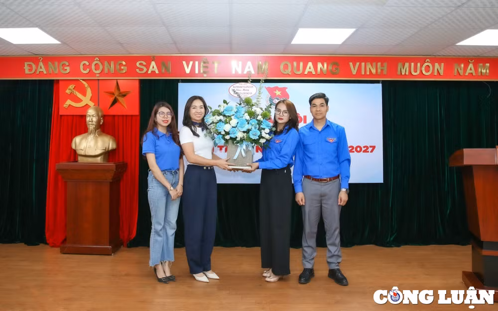 doan ket nang dong doi moi sang tao vung nghiep vu hinh 8