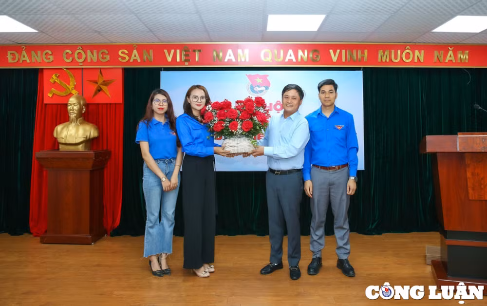 doan ket nang dong doi moi sang tao vung nghiep vu hinh 6