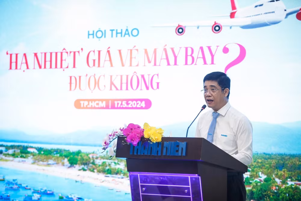 bao thanh nien to chuc hoi thao ha nhiet gia ve may bay duoc khong hinh 1