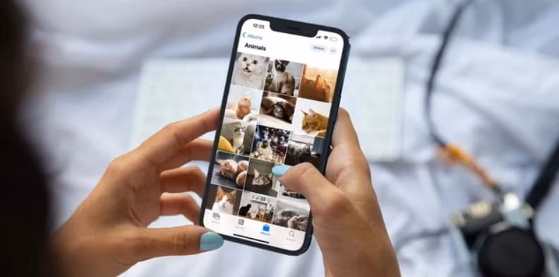 ios 175 gap loi anh da xoa tu nhieu nam truoc bat ngo xuat hien tro lai tren iphone hinh 1