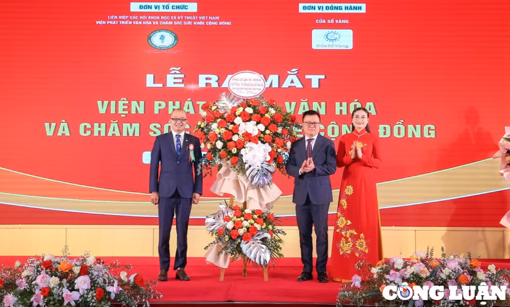 ra mat trang thong tin dien tu cua vien phat trien van hoa va cham soc suc khoe cong dong hinh 2