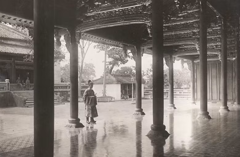 khai quat khao co di tich dai cung mon o dai noi hue hinh 1