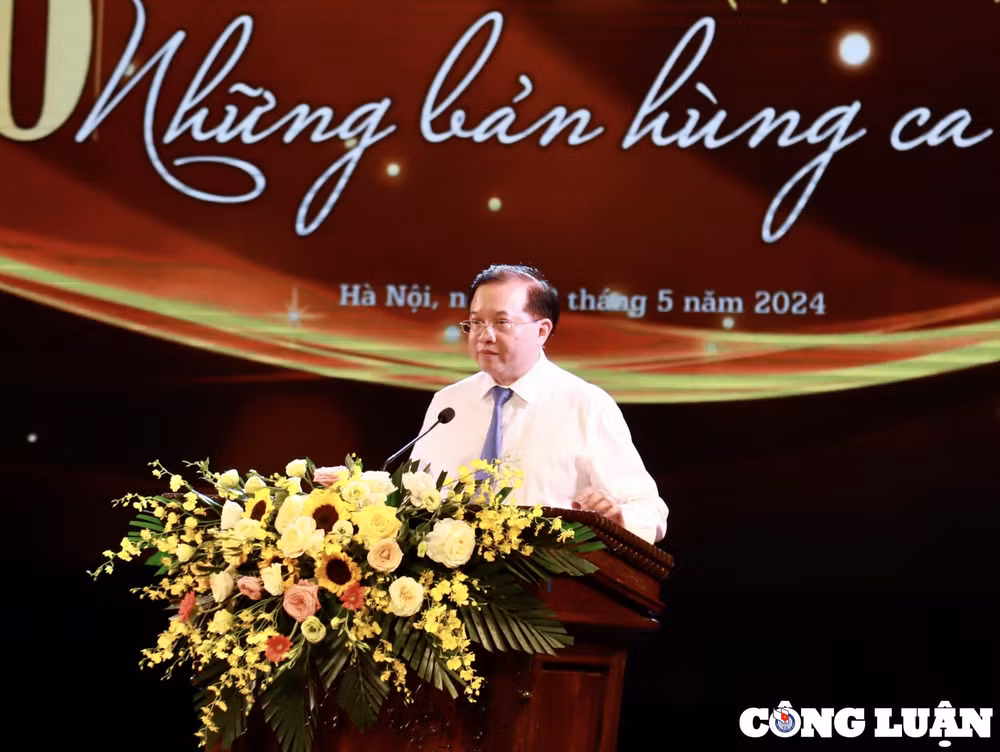 binh chon 50 tac pham van hoc va nghe thuat bieu dien viet nam tieu bieu xuat sac sau ngay dat nuoc thong nhat hinh 1
