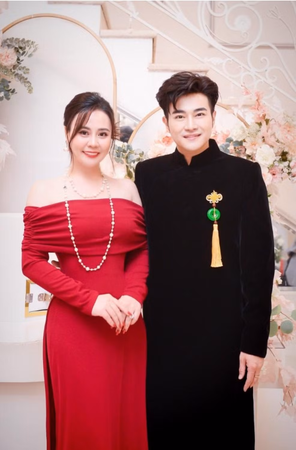 miss grand international phan kim oanh va dan hoa a hau long lay ngoi ghe nong mrs grand vietnam 2024 hinh 9
