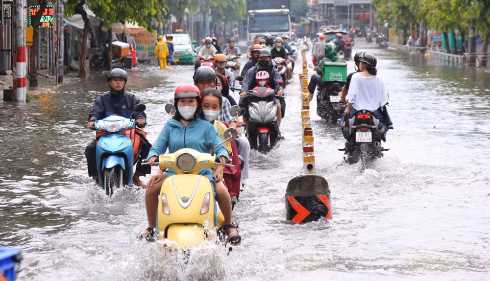 tiep tuc co mua trong nhieu ngay toi nhiet do tp hcm van nong 35 37 do c hinh 1